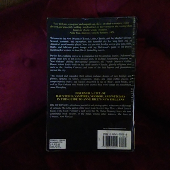 3/$25 Haunted City ~ Anne Rice's New Orleans by Joy Dickinson - Picture 2 of 3